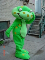 !R Kandoo frog mascot // 240x320 // 60.9KB